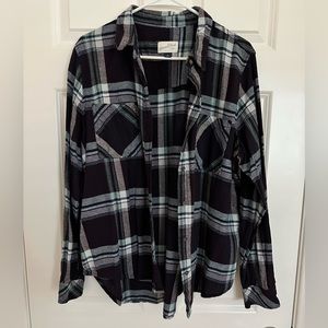 Universal Thread , plaid button up long sleeve shirt